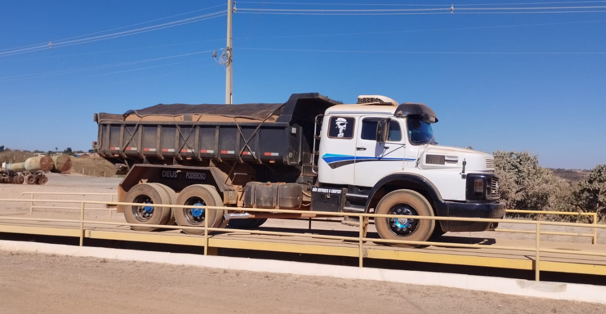 Caminhao da SDV
